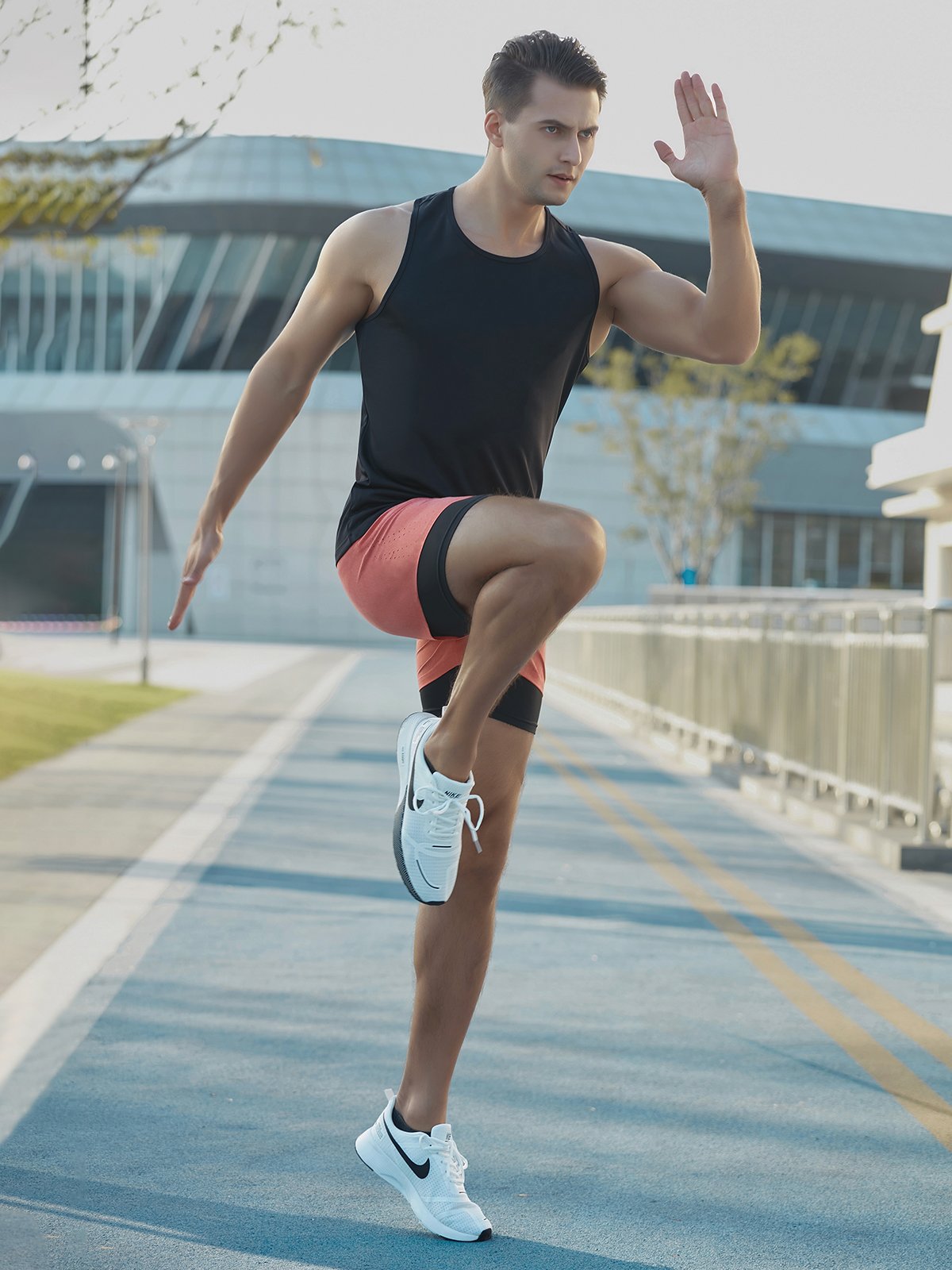 Aérea | Short de Course avec Tissu Respirant et Doublure de Compression pour Hommes