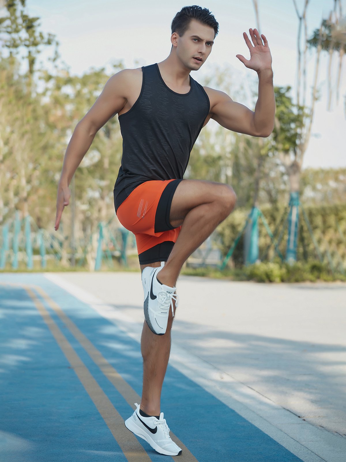 Astro | Short de Fitness avec Tissu Léger et Détails Réfléchissants pour Hommes