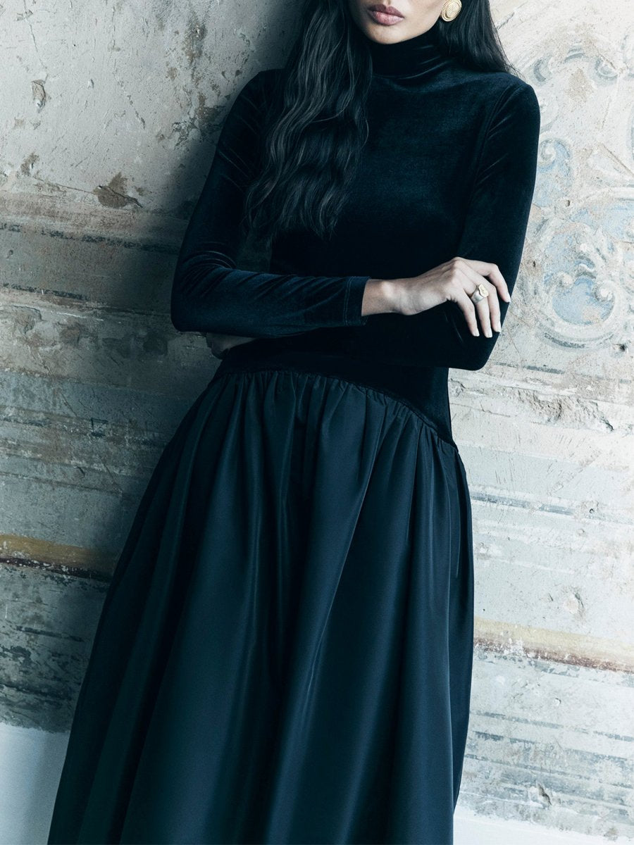 Sélène | Robe à col haut avec Motifs Uniques et Éléments Élégants pour Femmes