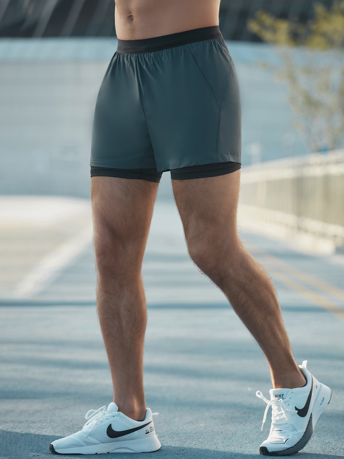 Astro | Short de Fitness avec Tissu Léger et Détails Réfléchissants pour Hommes