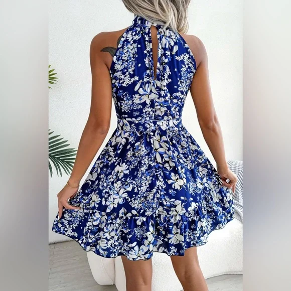 BelleRue - Robe trapèze florale à nouer à la taille et ourlet à volants