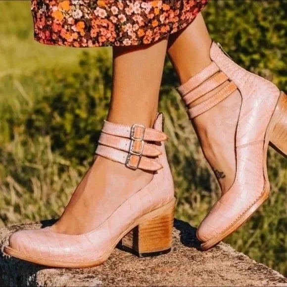 Lotte | Charming Vintage Heels