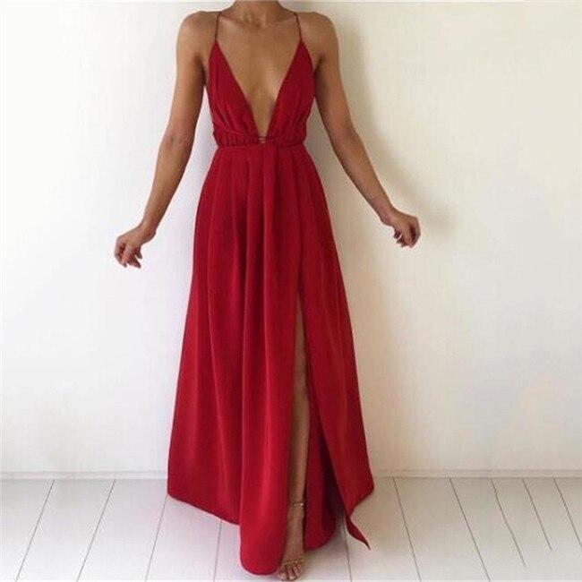 Bellevo | Robe longue avec décolleté plongeant