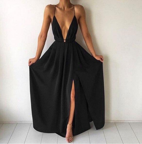 Bellevo | Robe longue avec décolleté plongeant